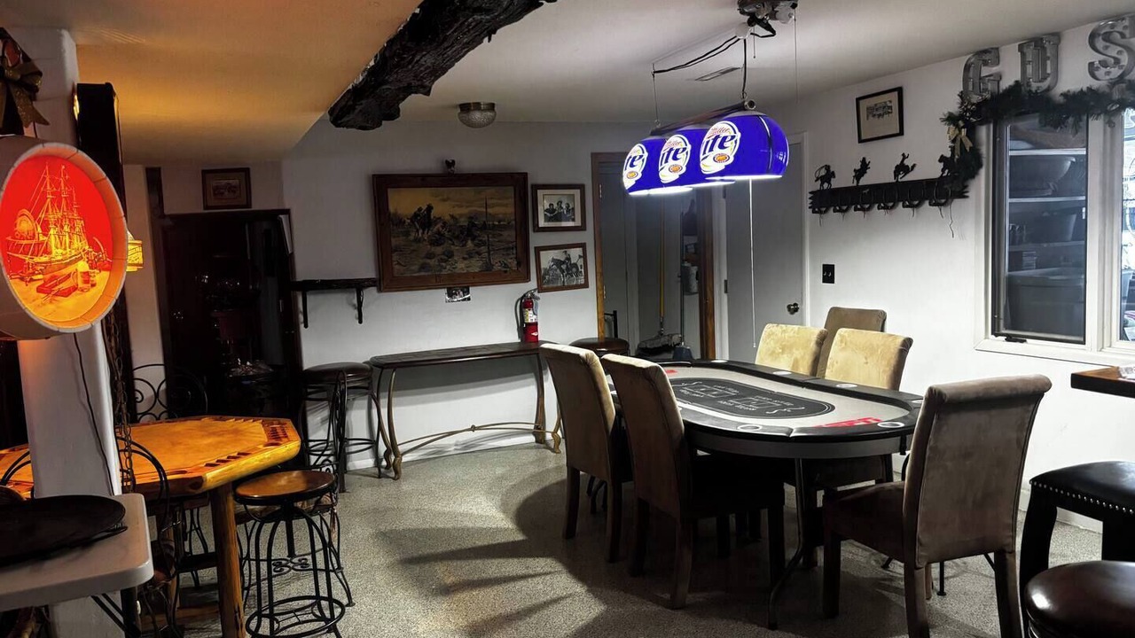 Photo of Bedroom in Lewistown