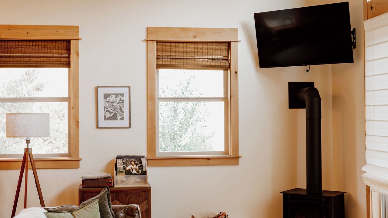 Photo of Livingroom in Emigrant