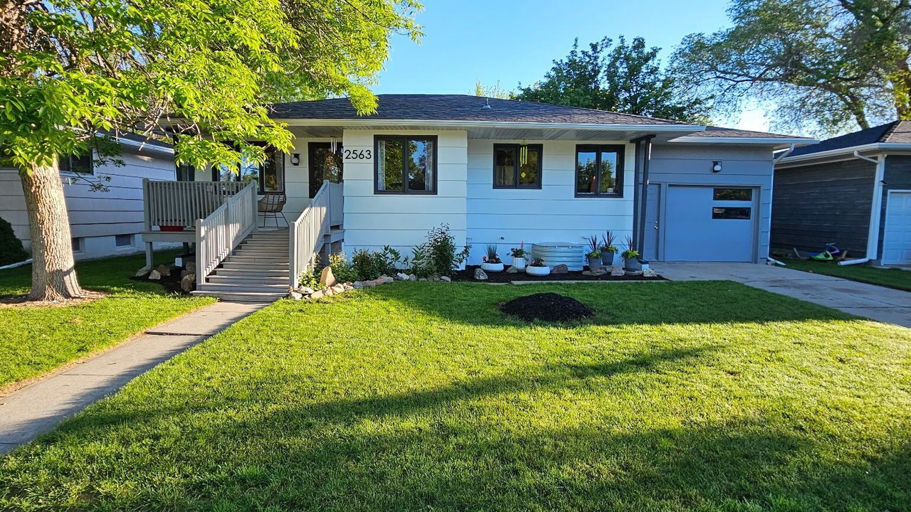 Photo of Outdoor in West End
