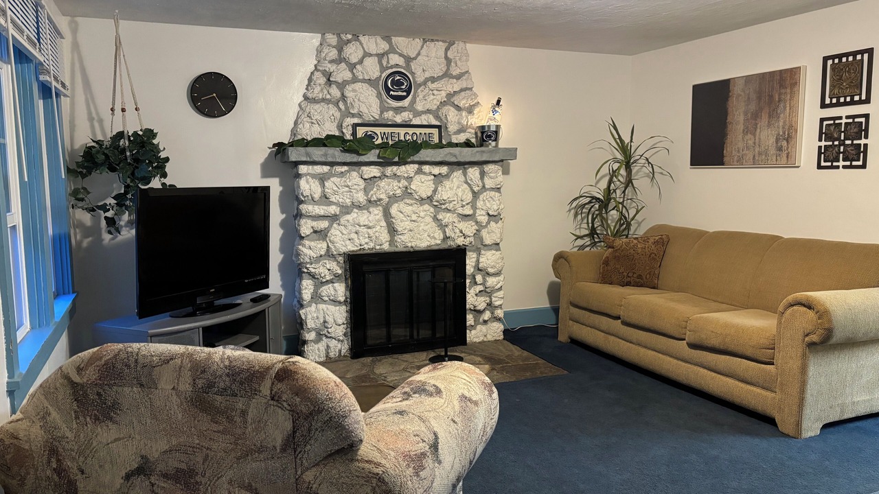 Photo of Livingroom in Altoona