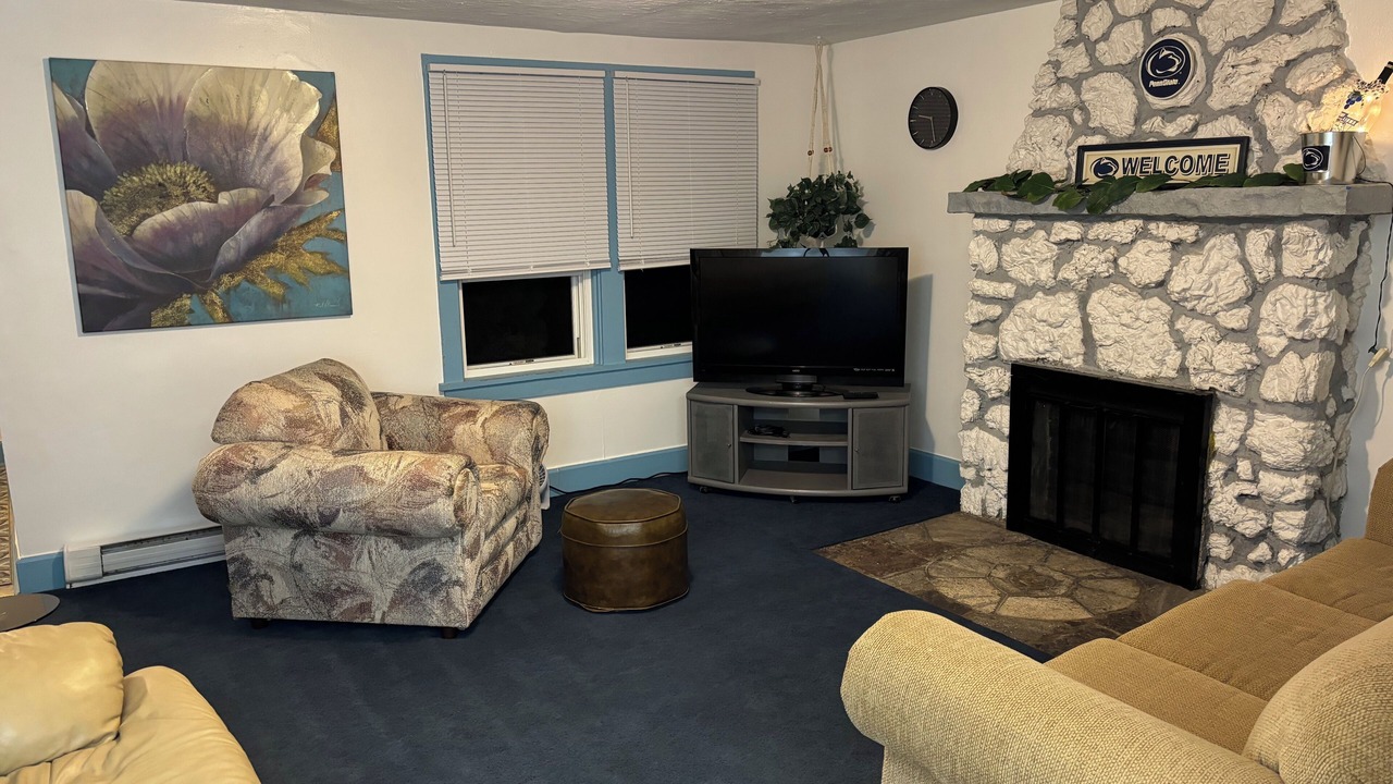 Photo of Livingroom in Altoona