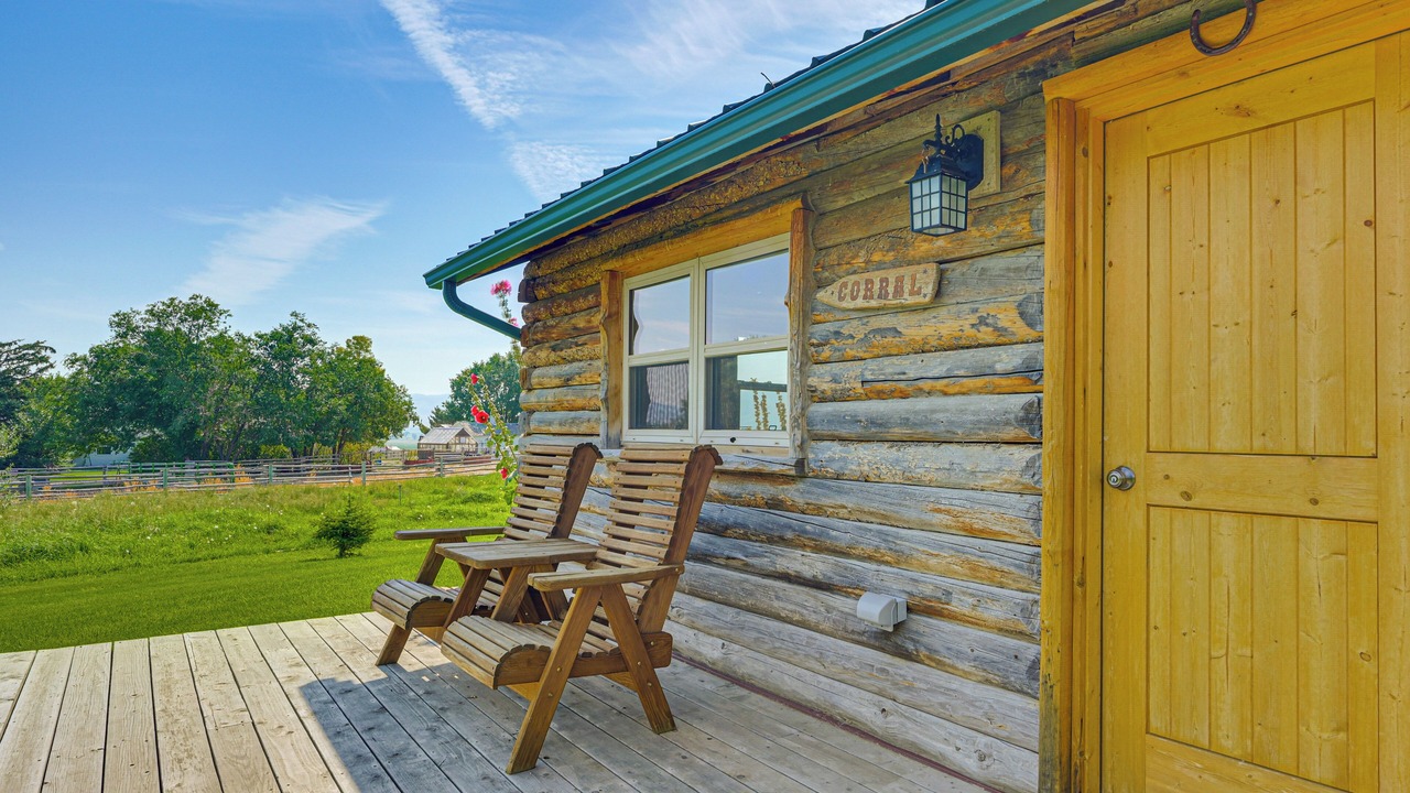 Photo of Patio Balcony in Alder