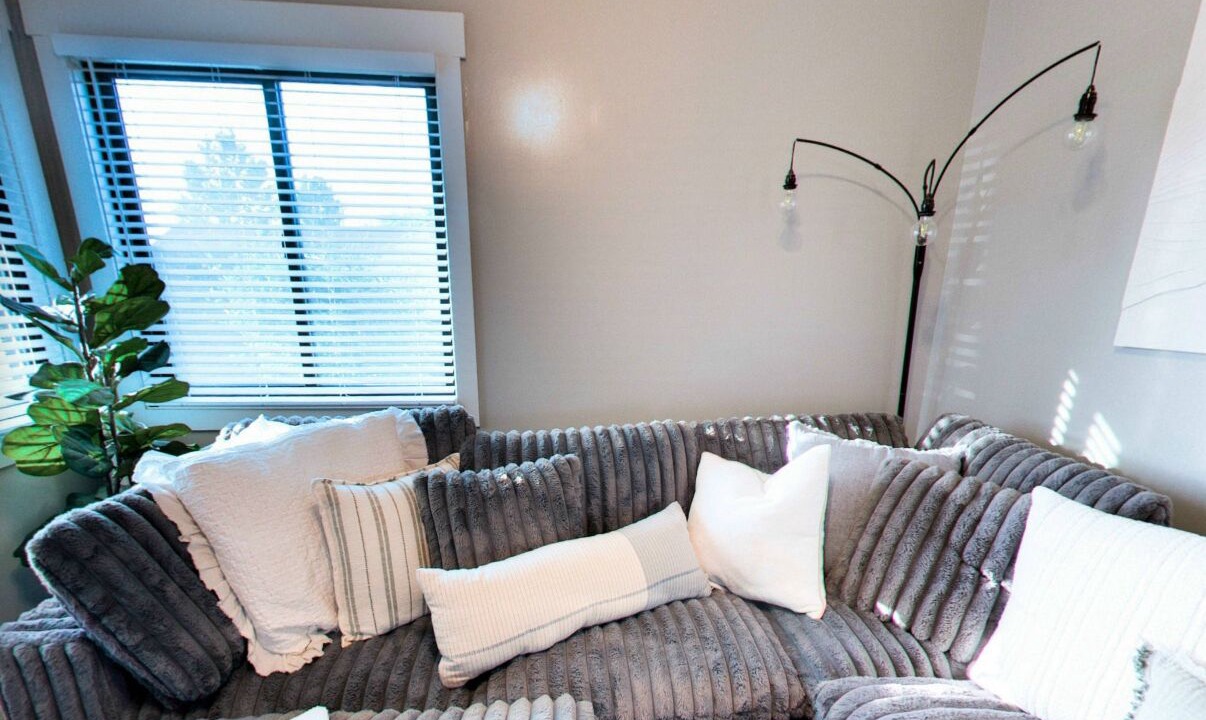 Photo of Livingroom in Vernal