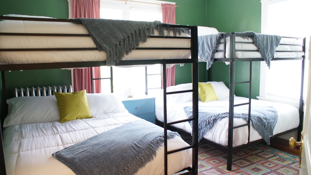Photo of Bedroom in Crosstown