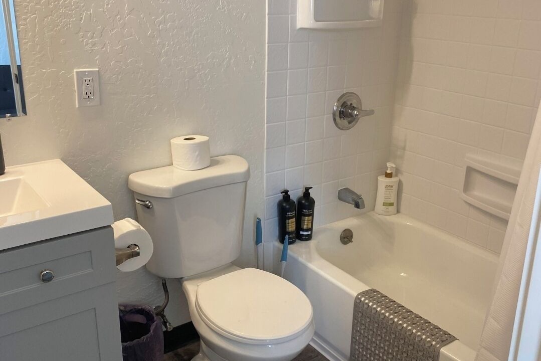 Photo of Bathroom in Green River