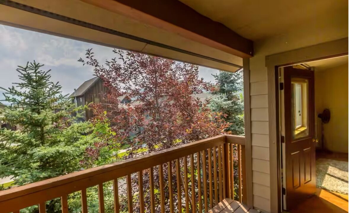 Photo of Patio Balcony in Big Sky