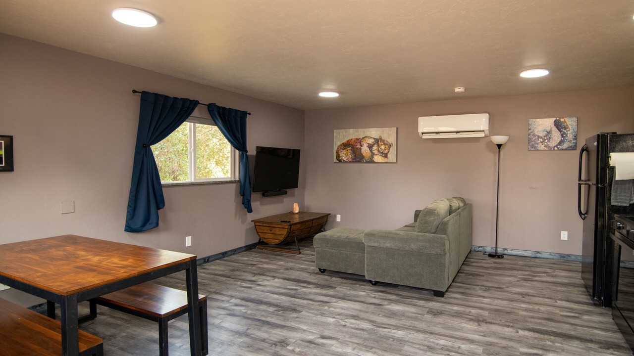 Photo of Livingroom in Evergreen