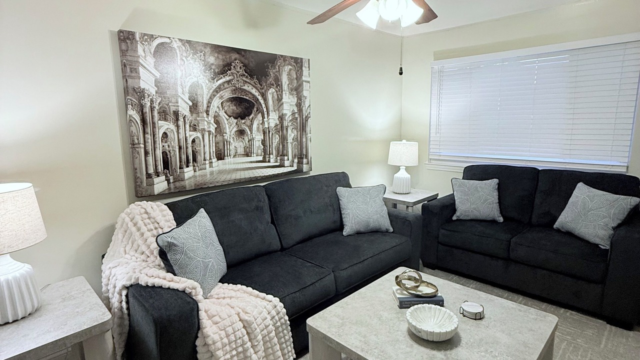 Photo of Livingroom in Taylor