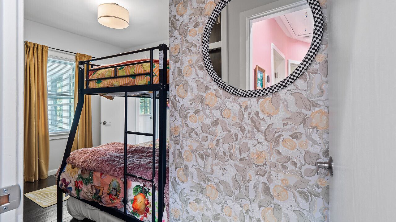 Photo of Bedroom in Moreland Hills
