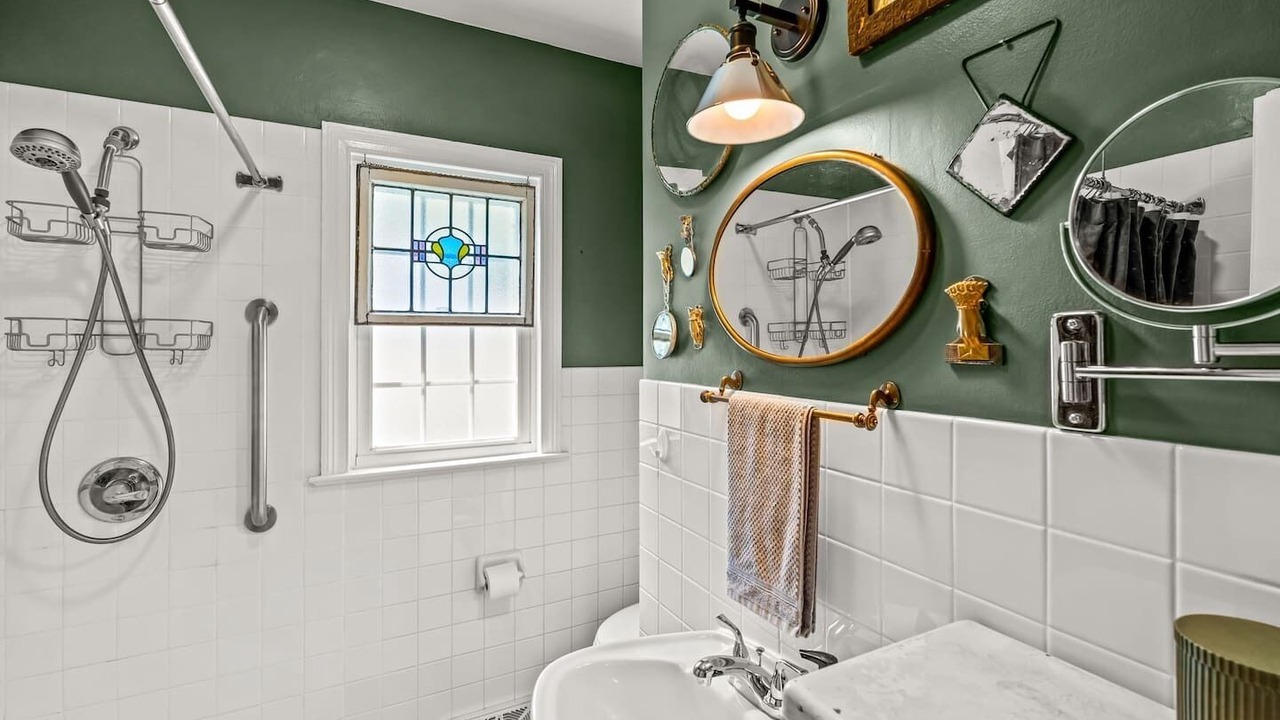 Photo of Bathroom in High Point