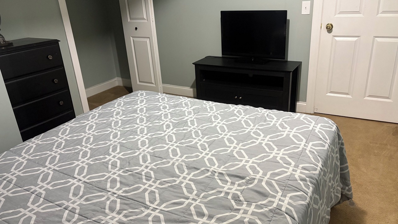 Photo of Bedroom in Lorain