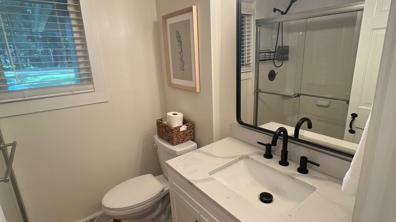 Photo of Bathroom in Willoughby Hills