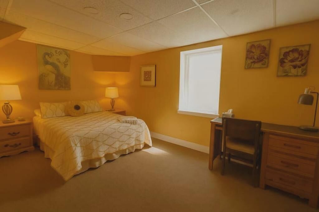 Photo of Bedroom in University District