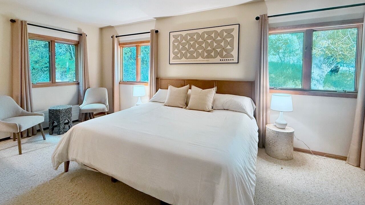Photo of Bedroom in Arlee