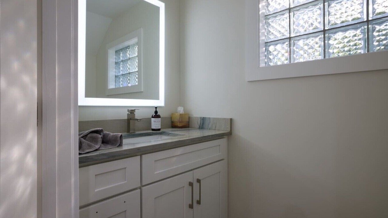 Photo of Bathroom in Lake Davis - Greenwood