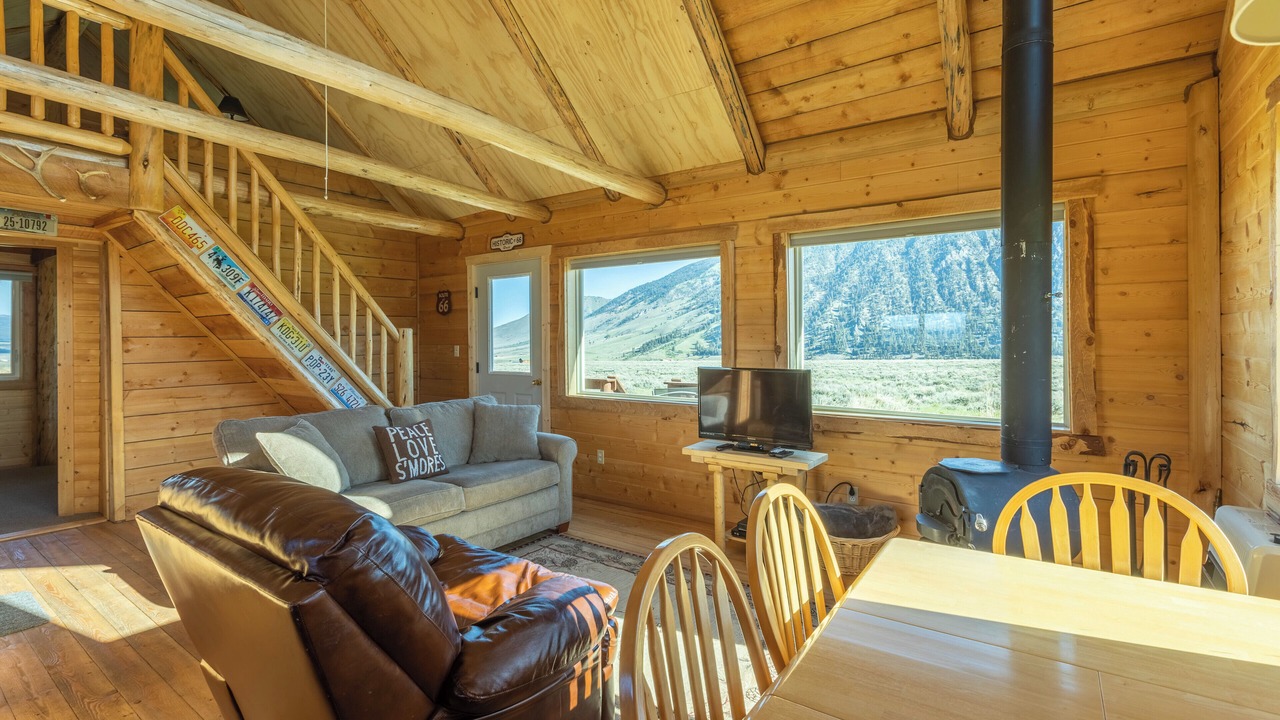 Photo of Livingroom in Cameron