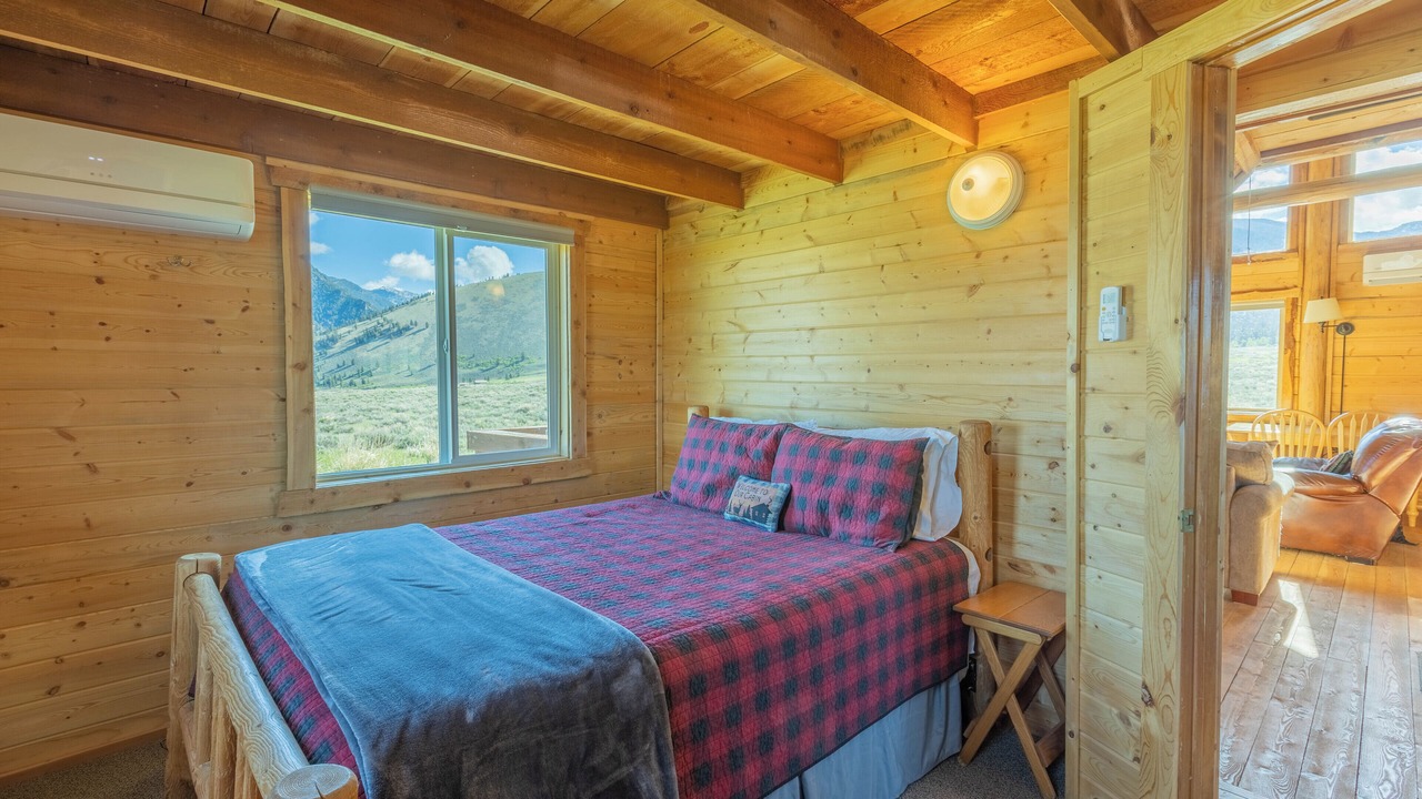 Photo of Bedroom in Cameron