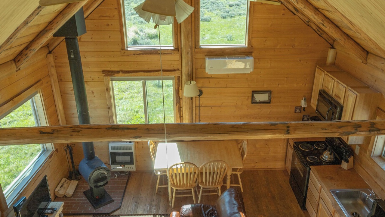 Photo of Livingroom in Cameron