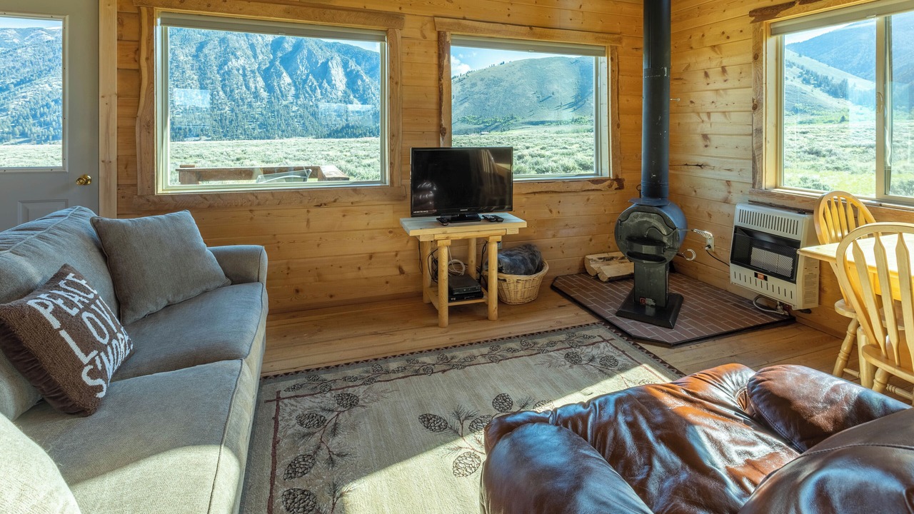 Photo of Livingroom in Cameron