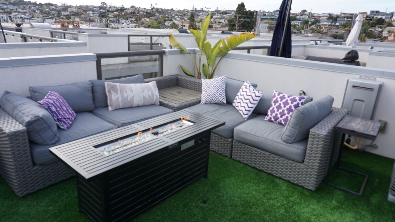Photo of Patio Balcony in Roseville - Fleet Ridge