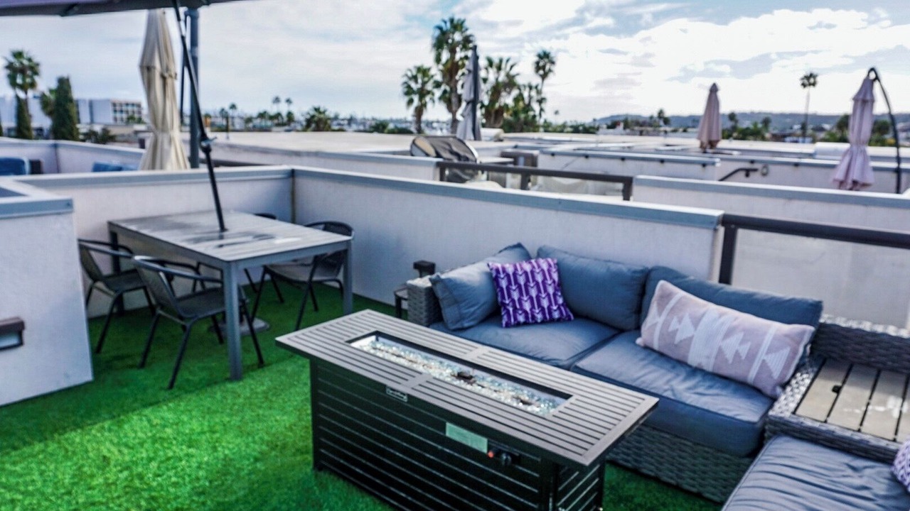 Photo of Outdoor in Roseville - Fleet Ridge