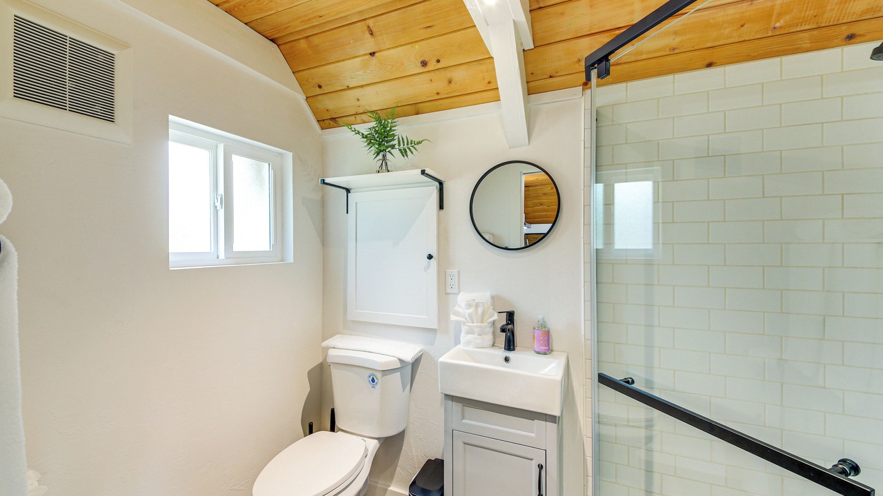 Photo of Bathroom in Newport