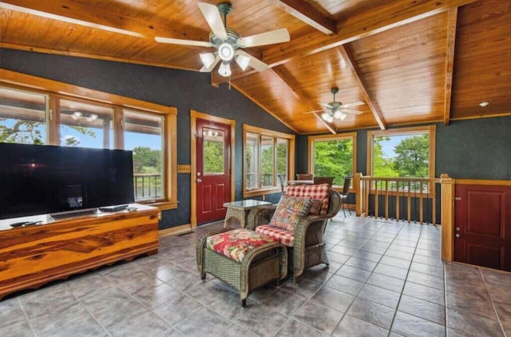 Photo of Livingroom in Bowring
