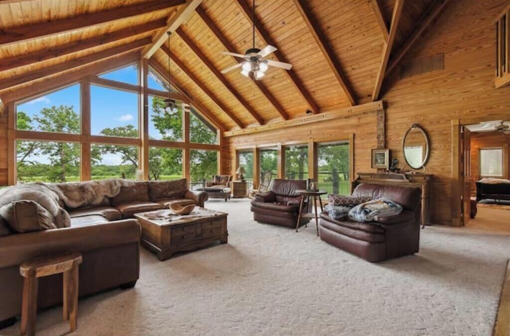 Photo of Livingroom in Bowring