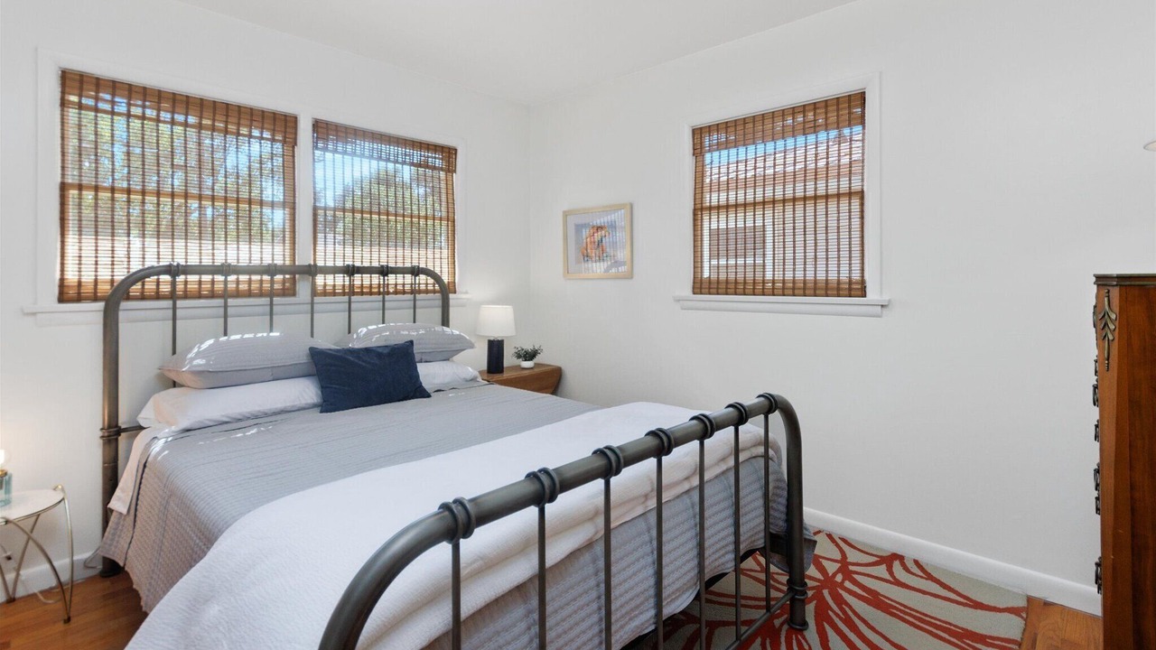 Photo of Bedroom in West End