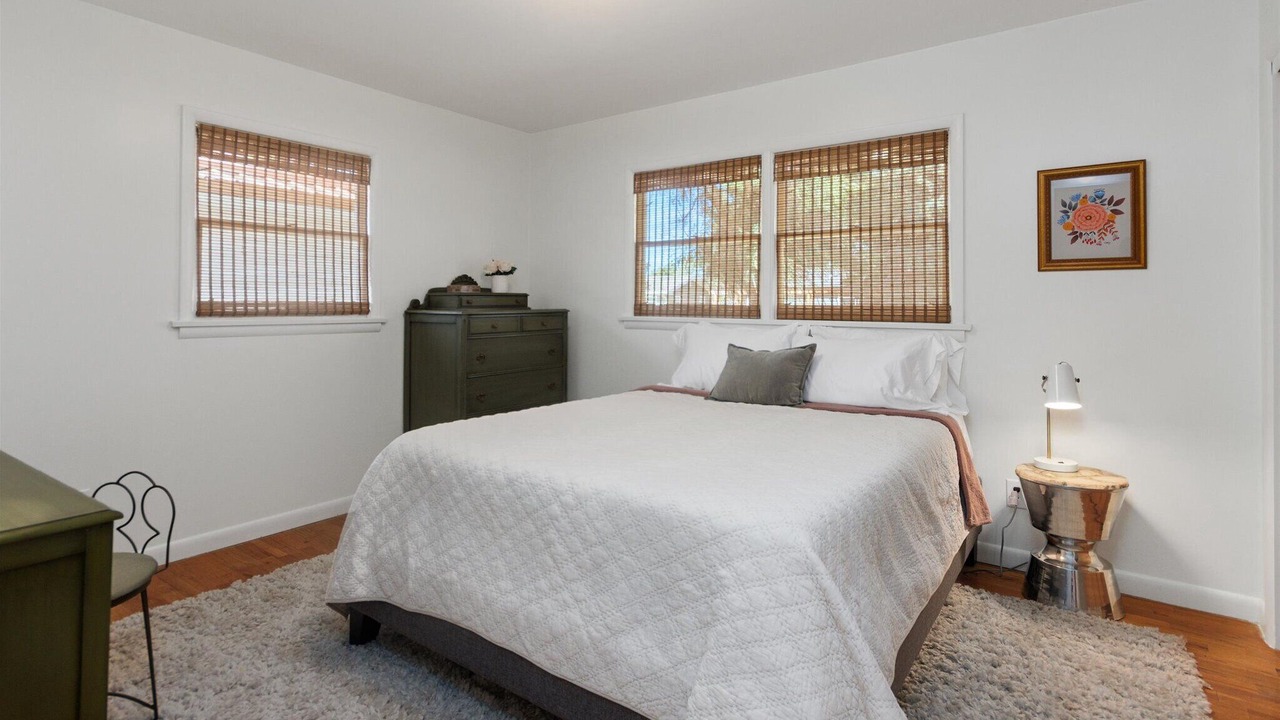 Photo of Bedroom in West End