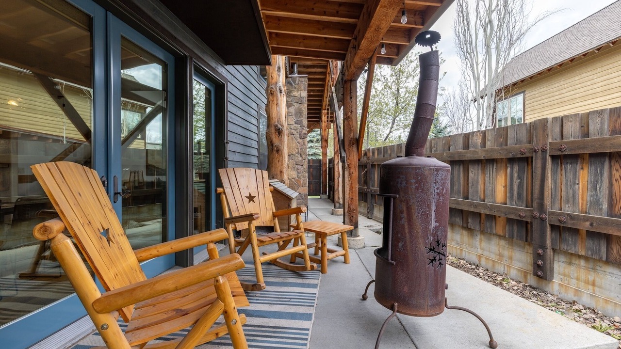 Photo of Patio Balcony in Big Sky