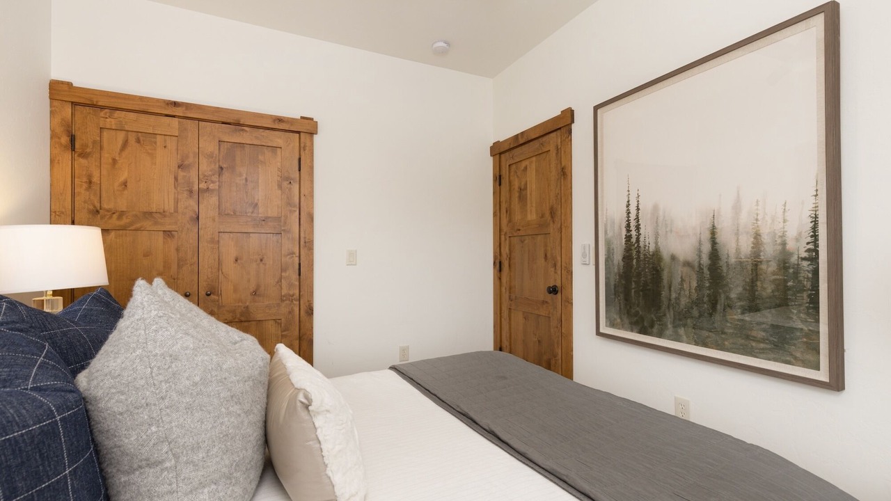 Photo of Bedroom in Big Sky