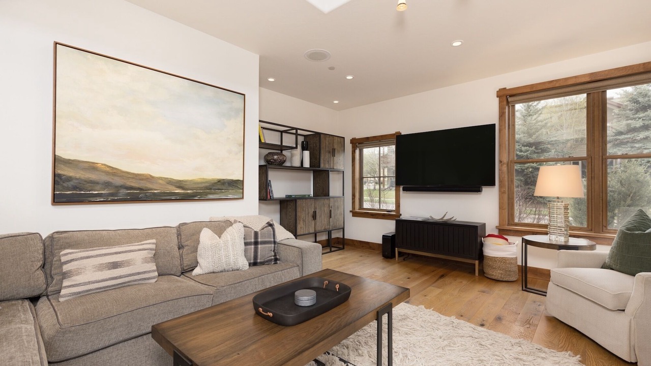 Photo of Livingroom in Big Sky