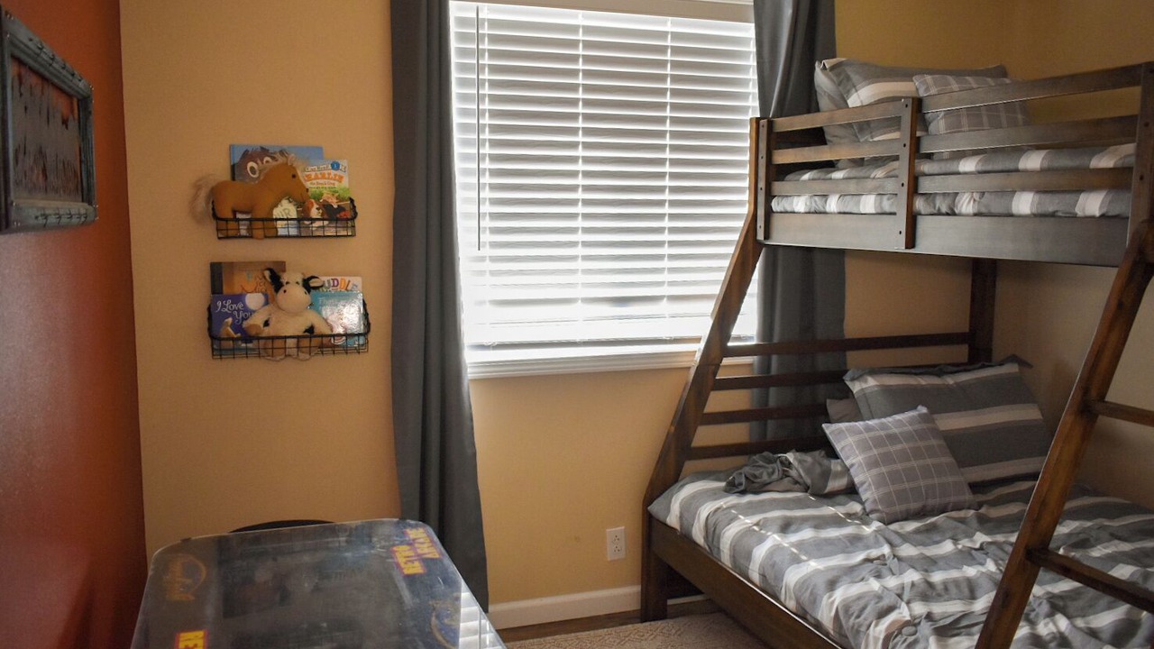 Photo of Bedroom in Shelby