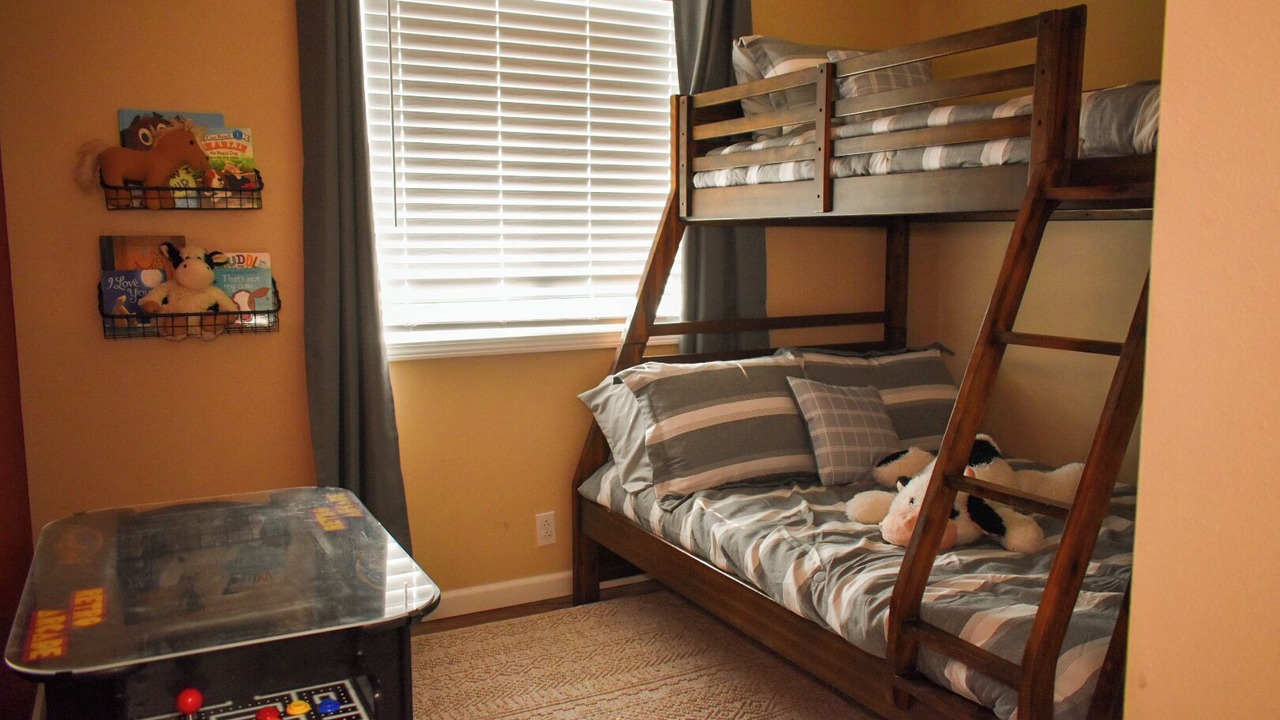 Photo of Bedroom in Shelby