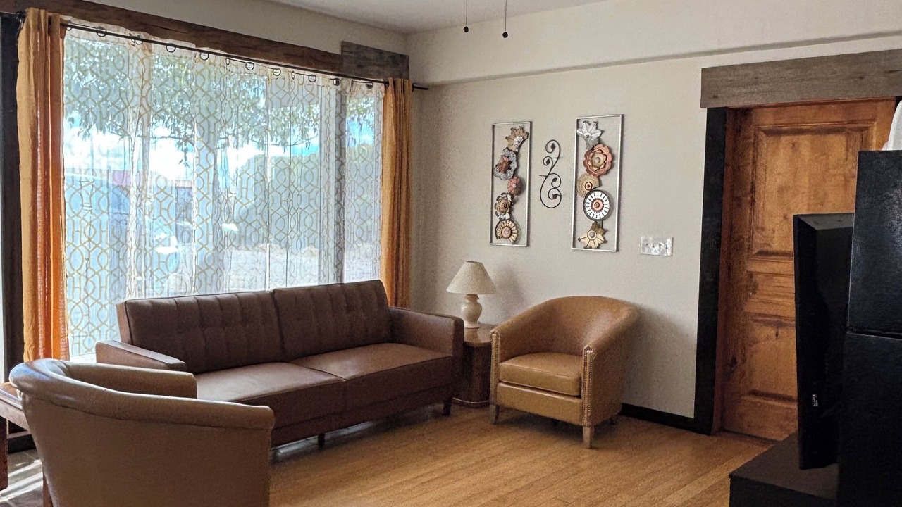 Photo of Livingroom in Pinedale