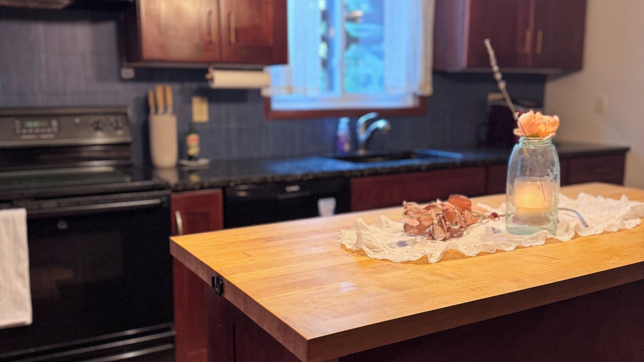 Photo of Kitchen in Stormstown
