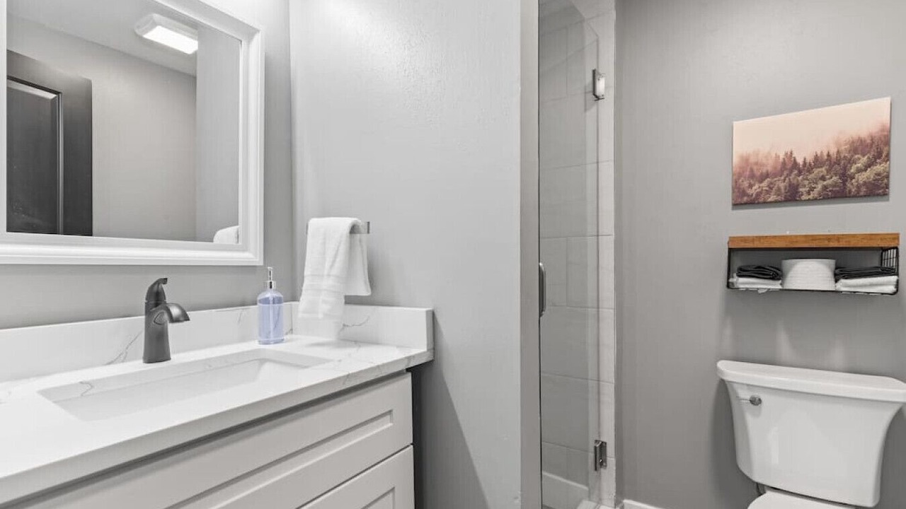 Photo of Bathroom in Shadyside