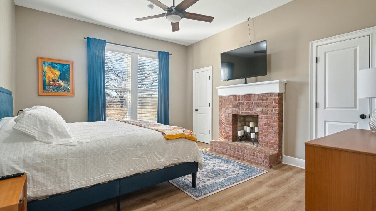 Photo of Bedroom in Somerville