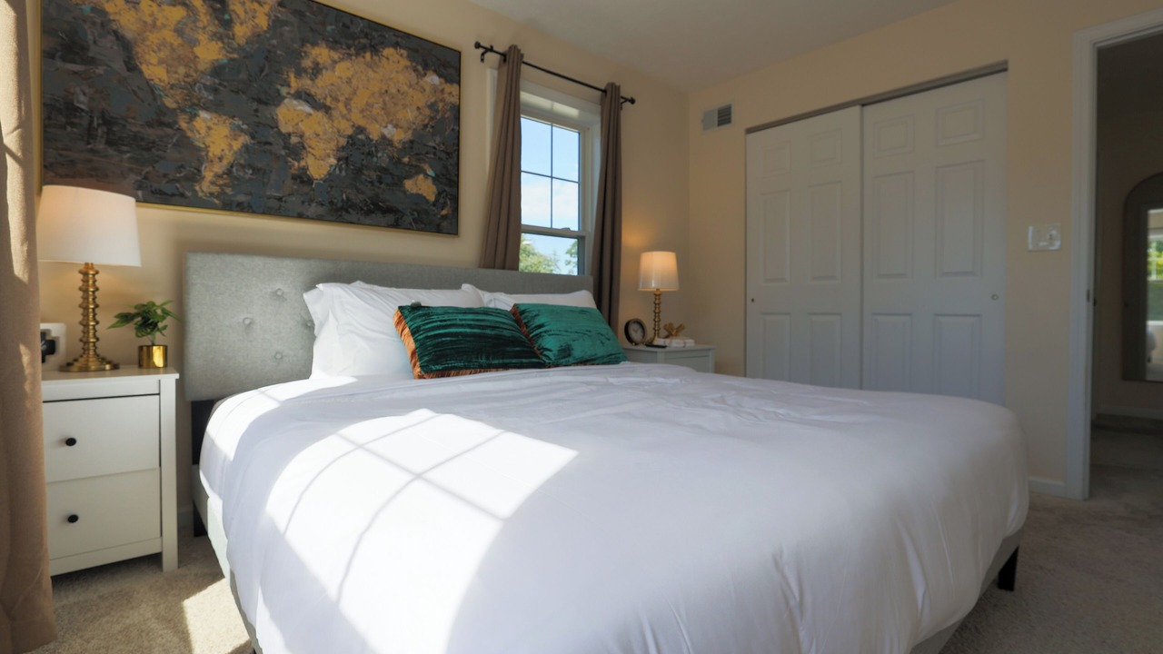Photo of Bedroom in Lakewood