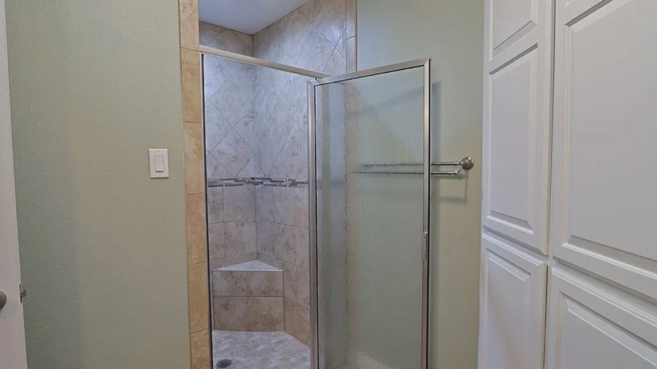 Photo of Bathroom in Brookeland