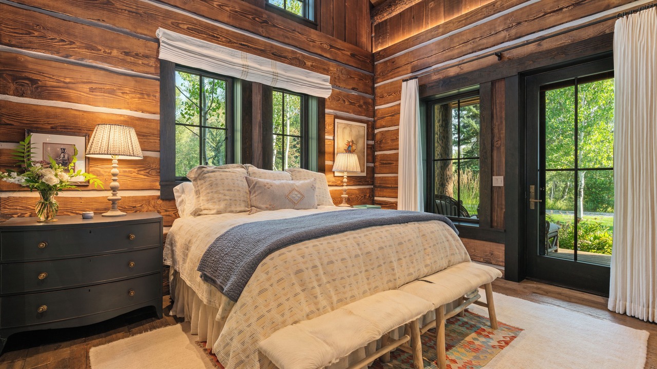 Photo of Bedroom in John Dodge