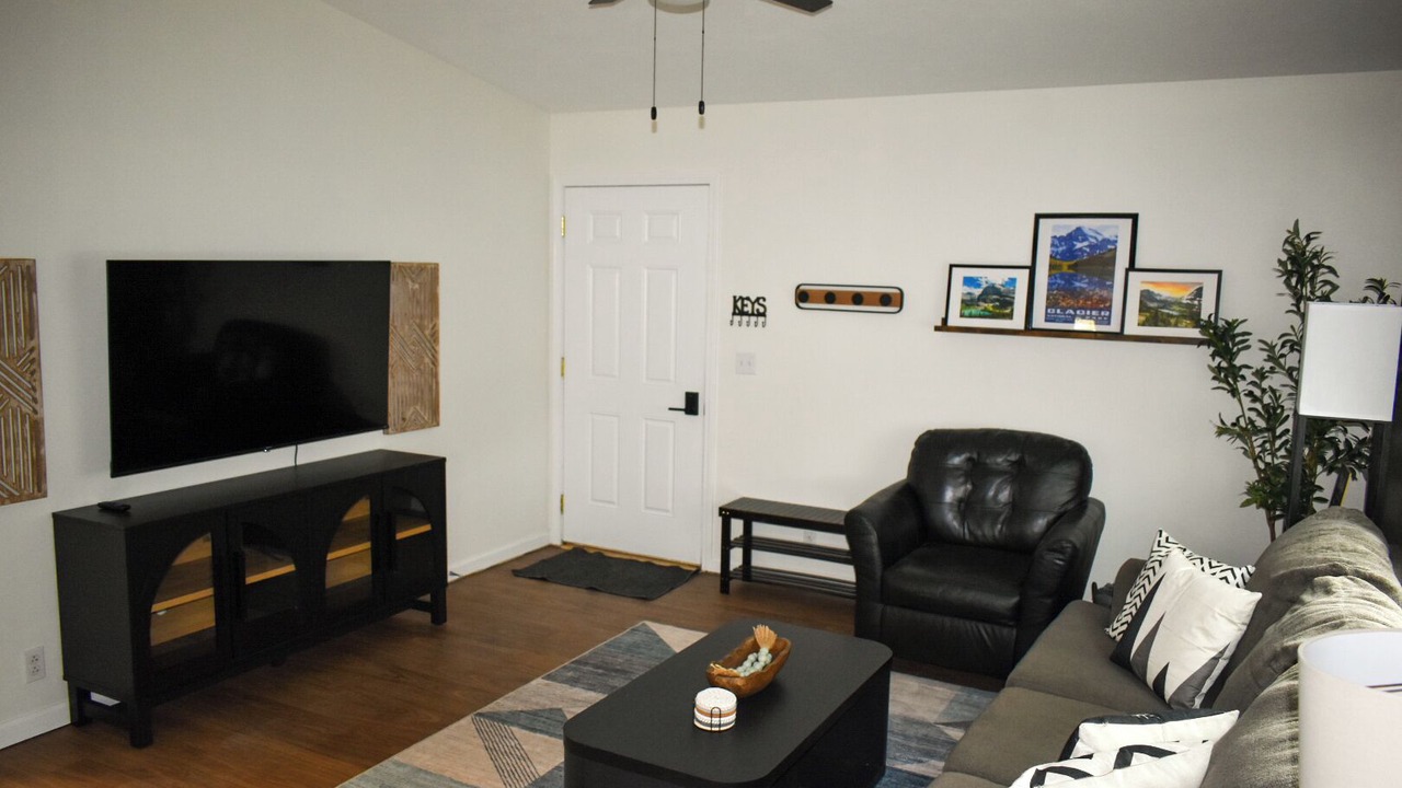 Photo of Livingroom in Shelby