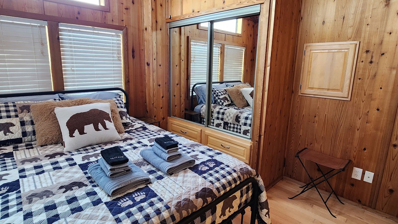 Photo of Bedroom in Moore