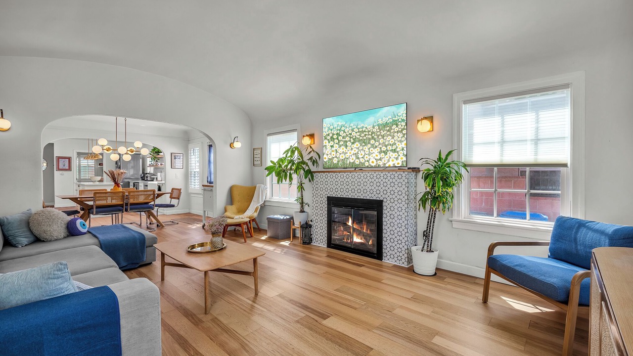 Photo of Livingroom in Los Angeles