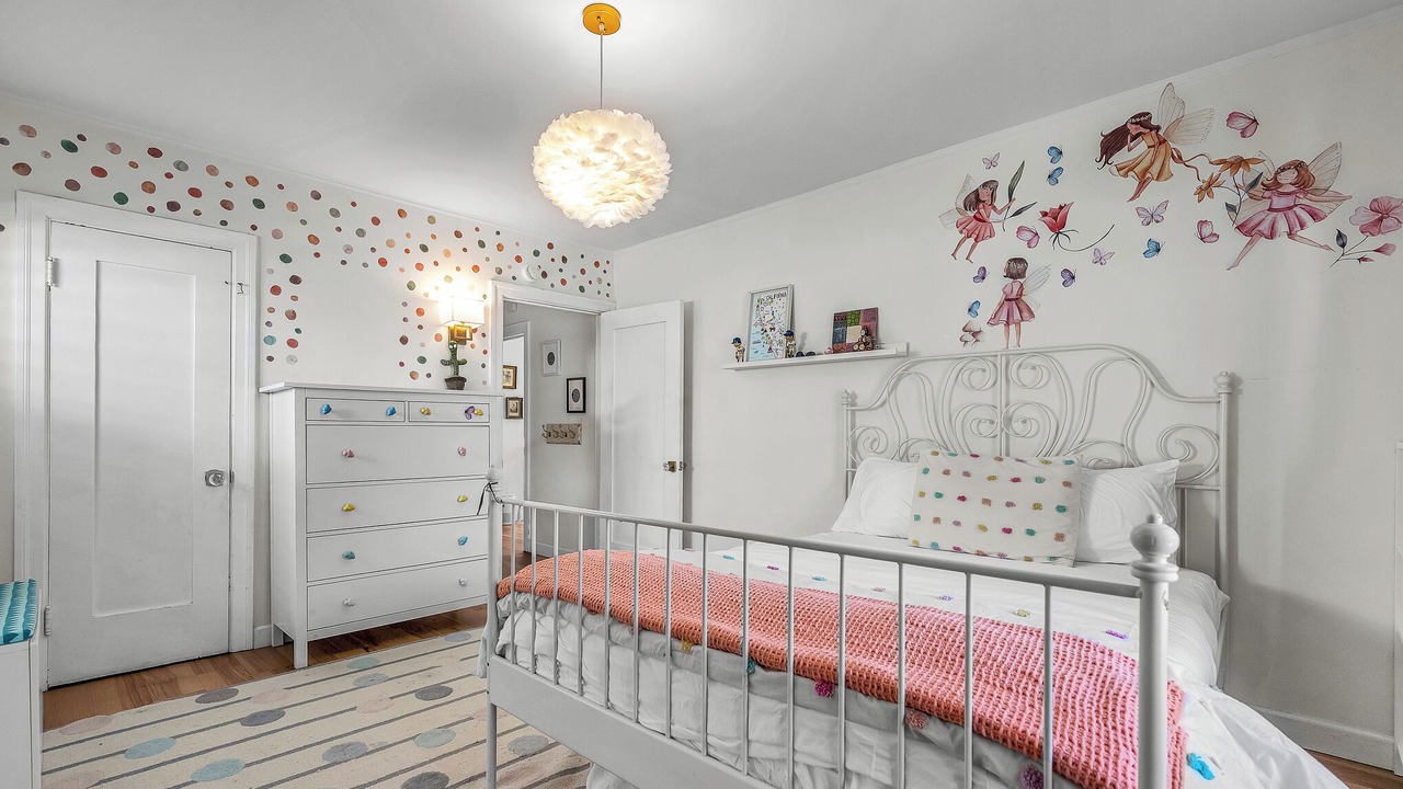 Photo of Bedroom in Los Angeles