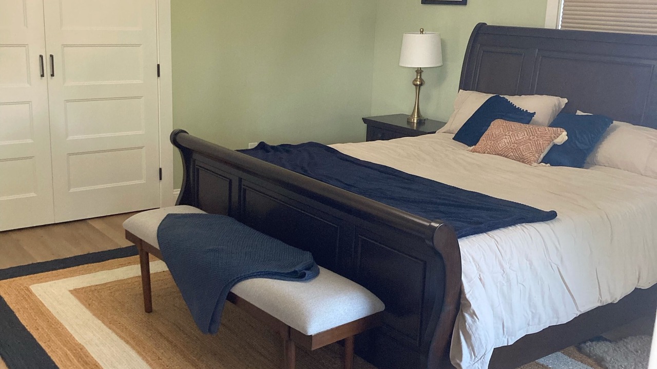Photo of Bedroom in University District