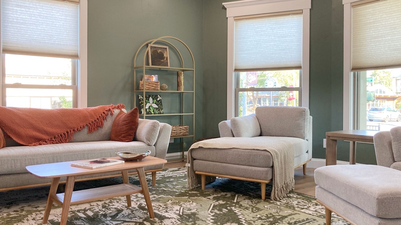 Photo of Livingroom in University District