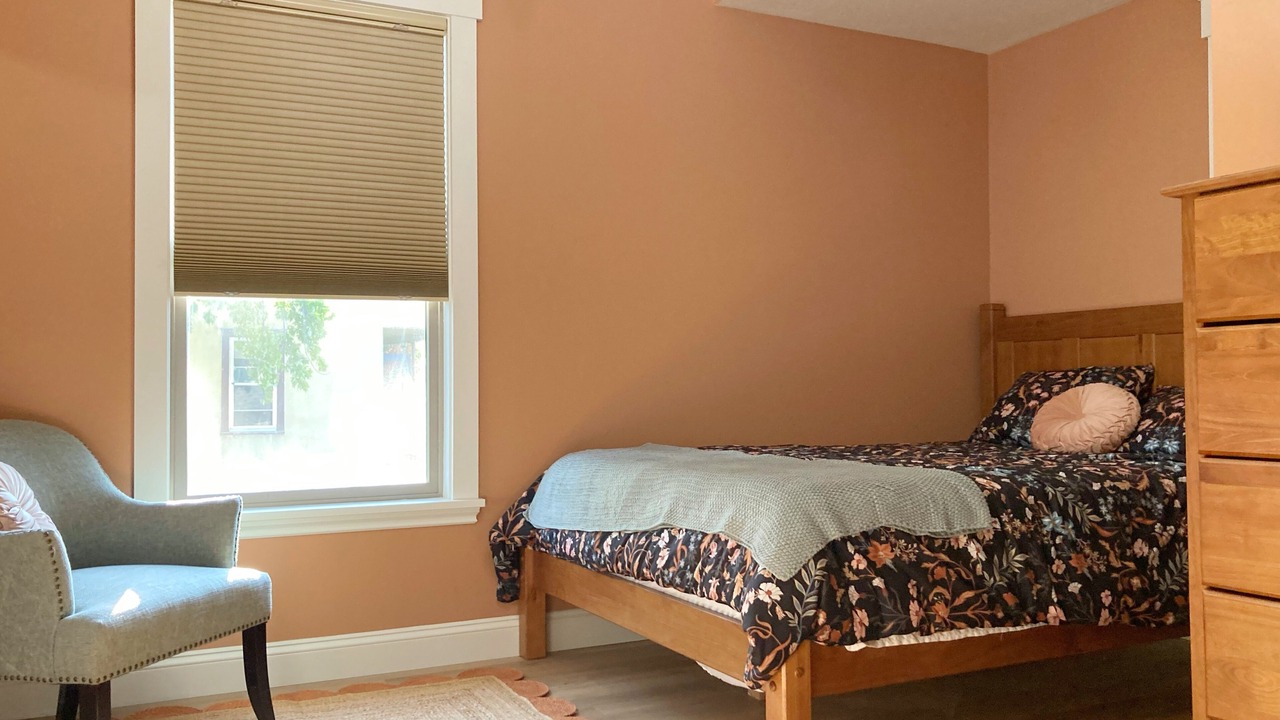 Photo of Bedroom in University District