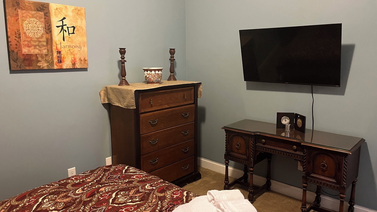 Photo of Bedroom in Lorain